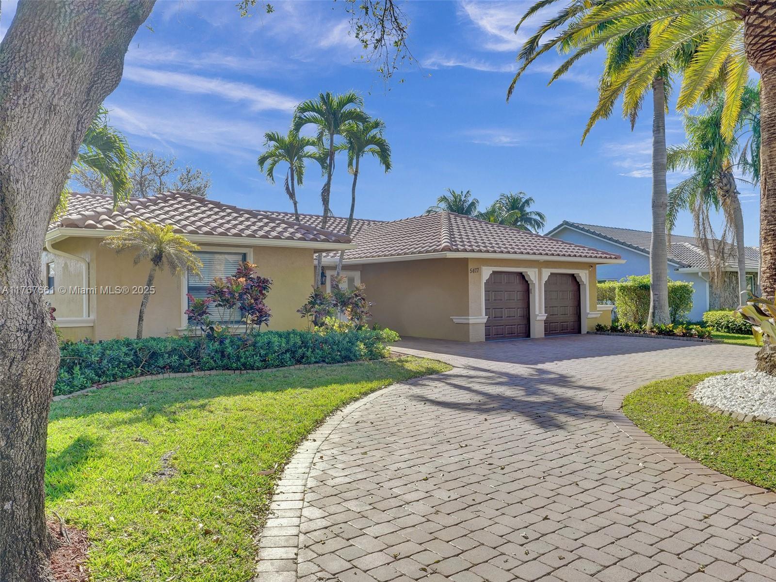 5477 NW 88th Ter, Coral Springs FL 33067 photo 3
