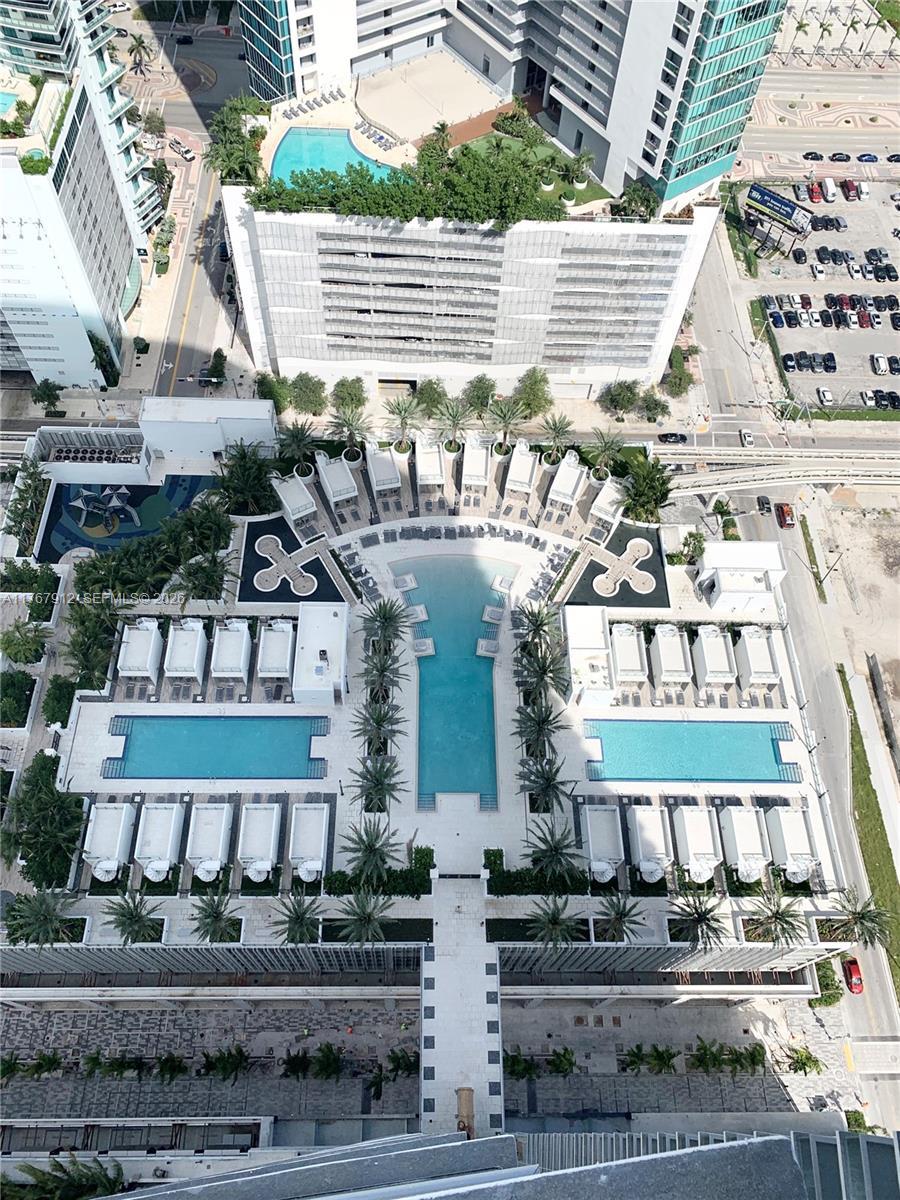 851 NE 1st Ave # 3905, Miami FL 33132 photo 2
