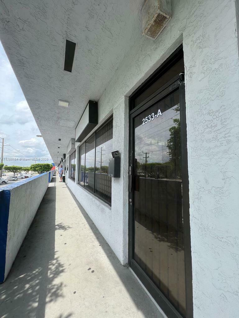 2501 NW 72nd Ave # A, Miami FL 33122 photo 3