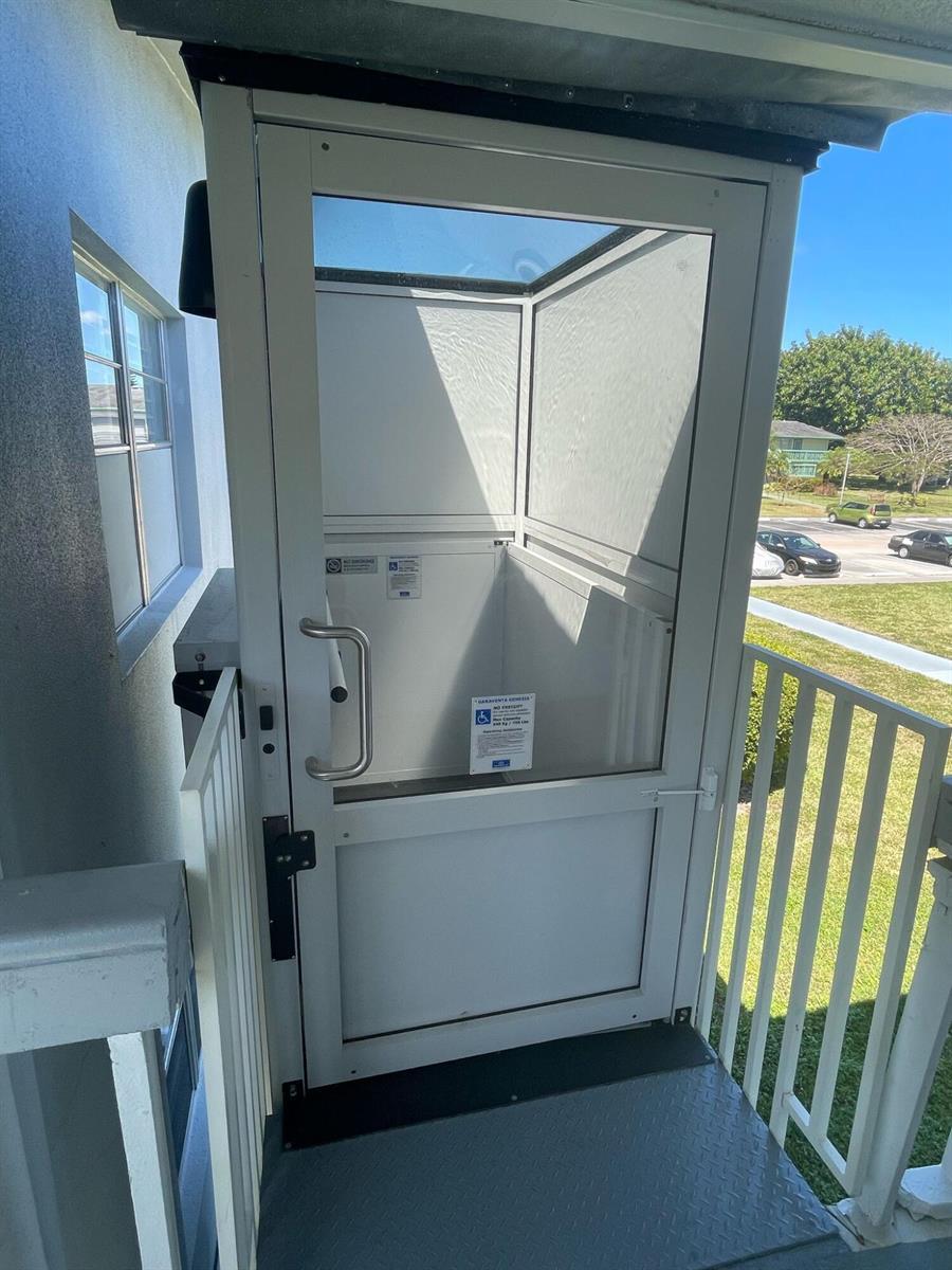 134 Upminster F, Deerfield Beach FL 33442 photo 4