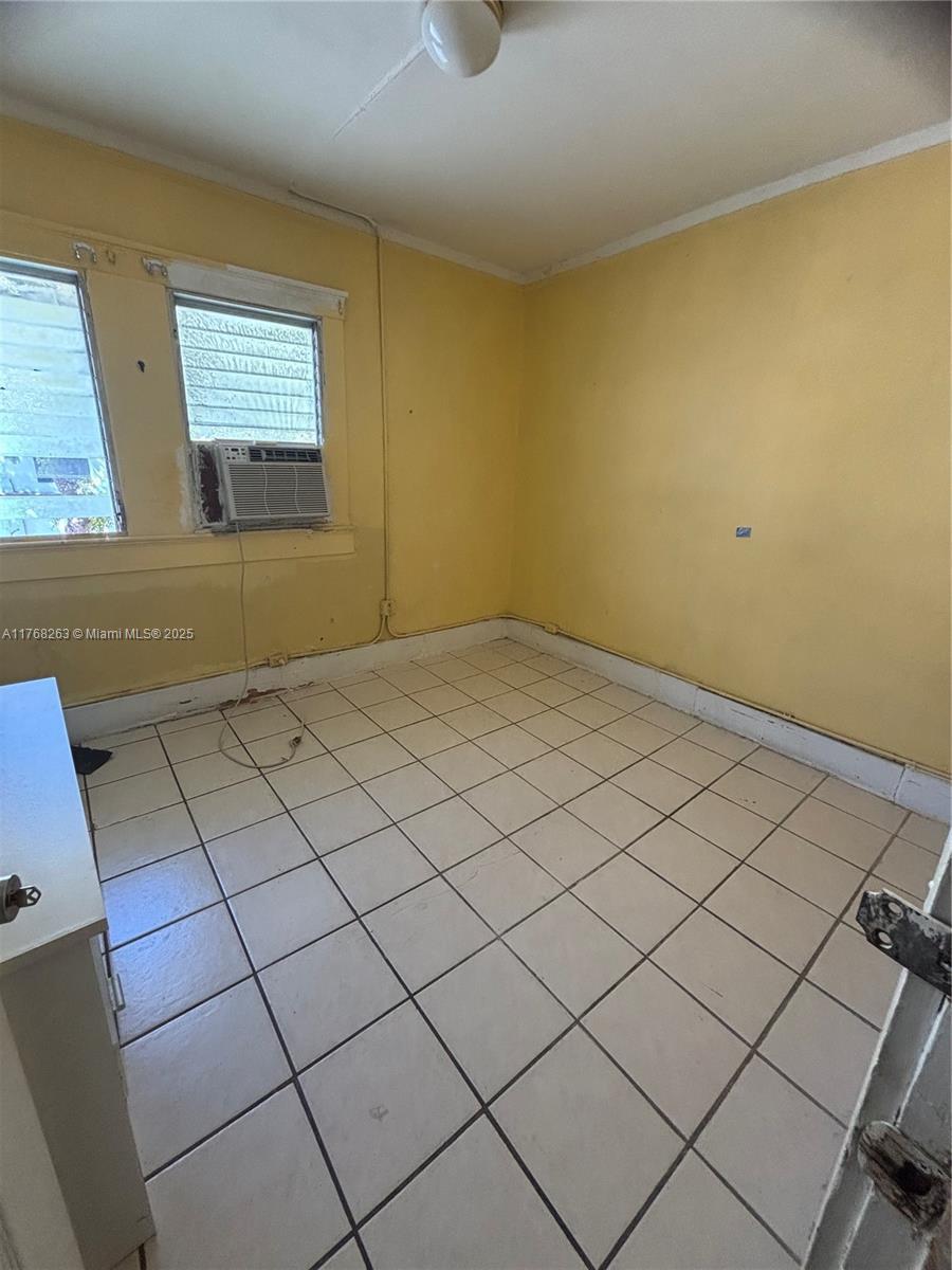 Miami, FL 33130 photo 2