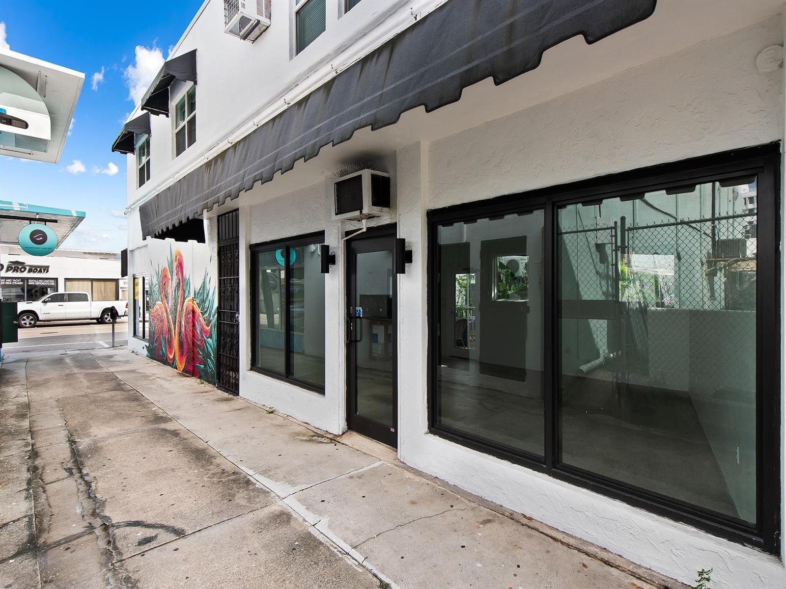 1948 E Sunrise Boulevard, Fort Lauderdale FL 33304 photo 2