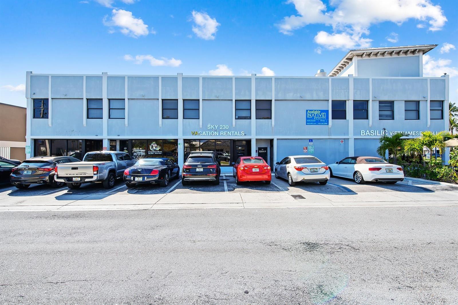 218 Commercial Boulevard, Lauderdale By The Sea FL 33308 photo 2