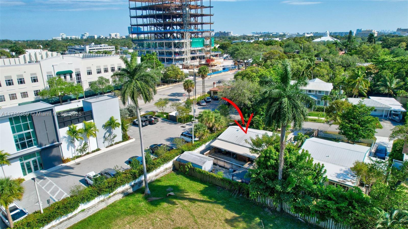 217 SE 10th St, Fort Lauderdale FL 33316 photo 2