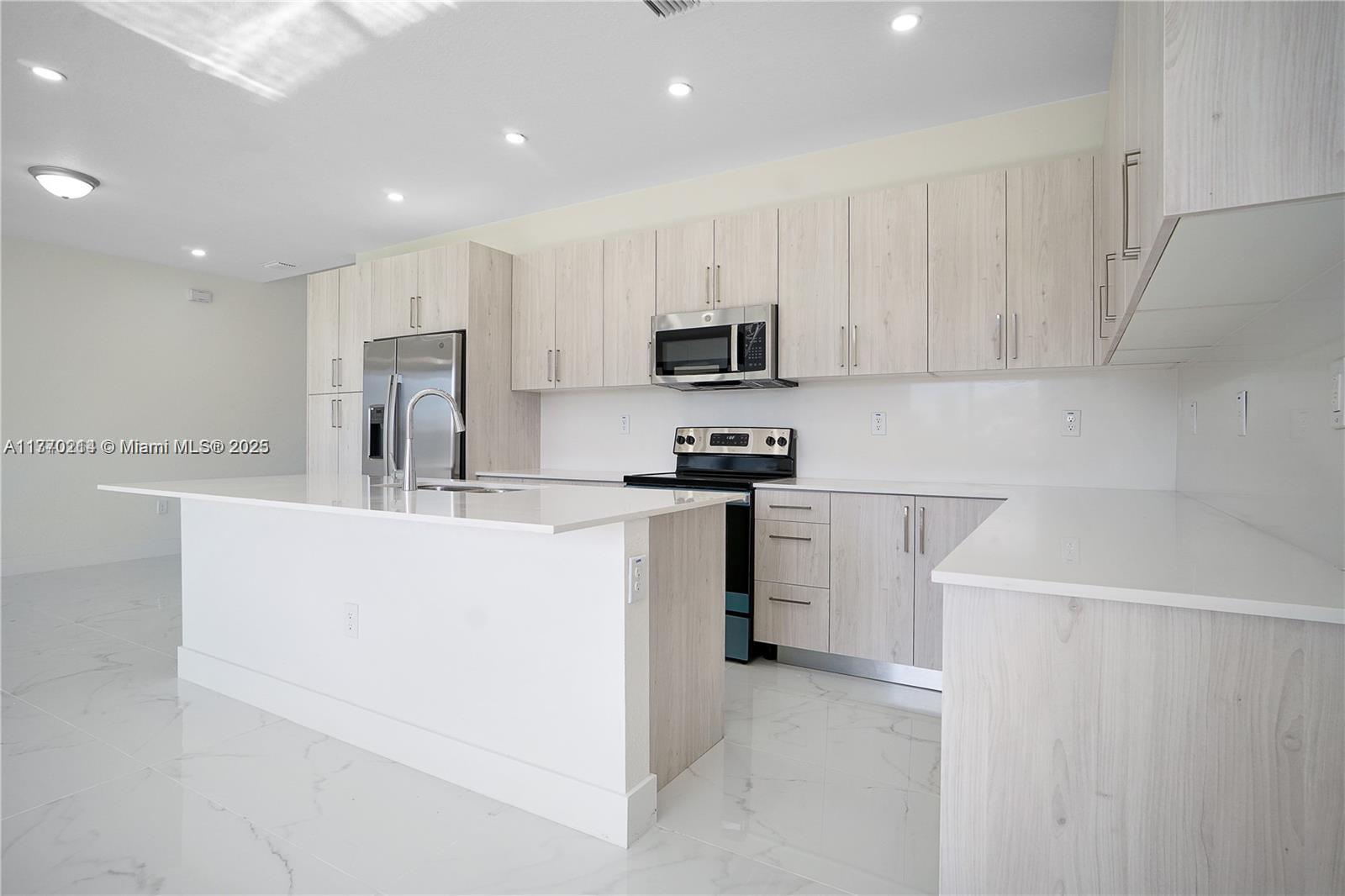 12933 SW 227th St, Miami FL 33170 photo 4