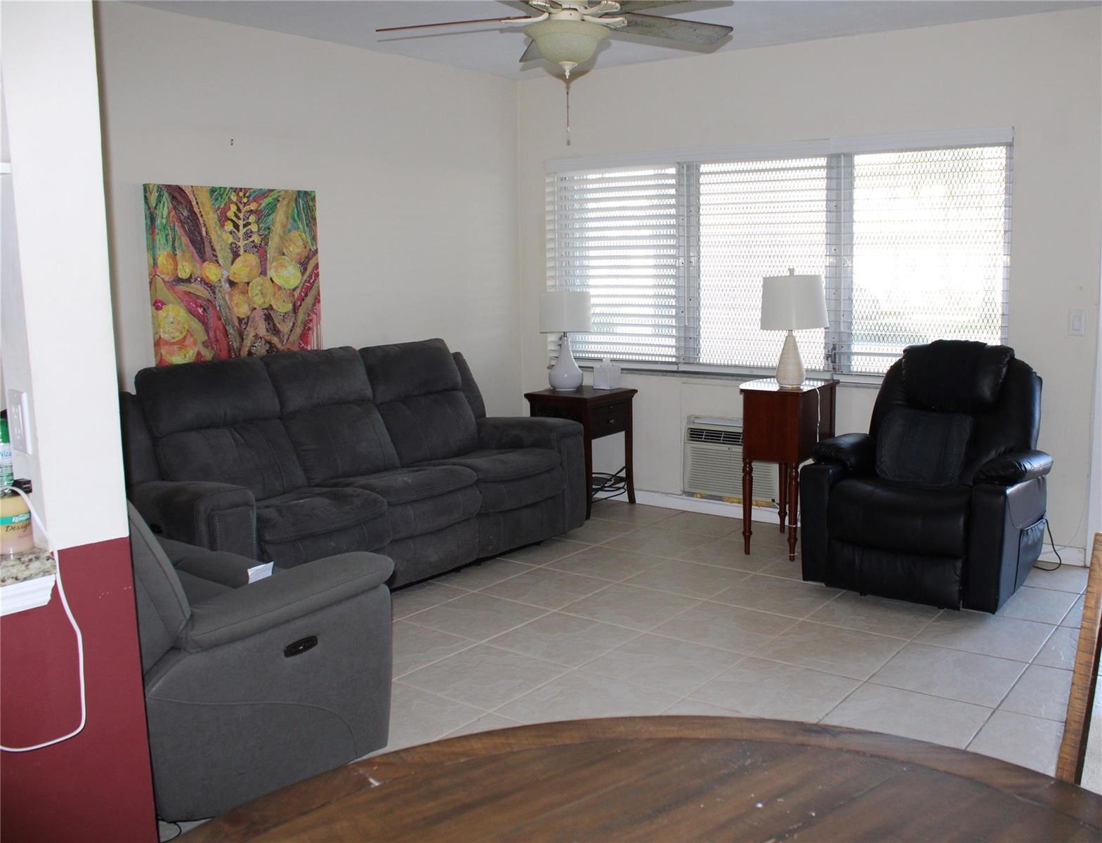 900 SW 11th Avenue # 5C, Hallandale Beach FL 33009 photo 2
