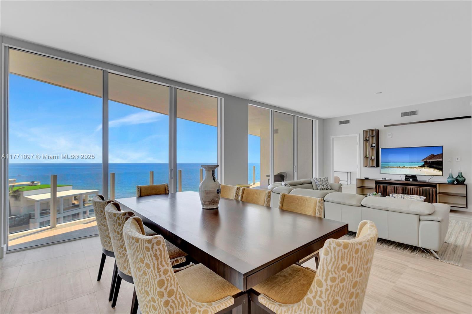 525 N Fort Lauderdale Beach Blvd # 1, Fort Lauderdale FL 33304 photo 2