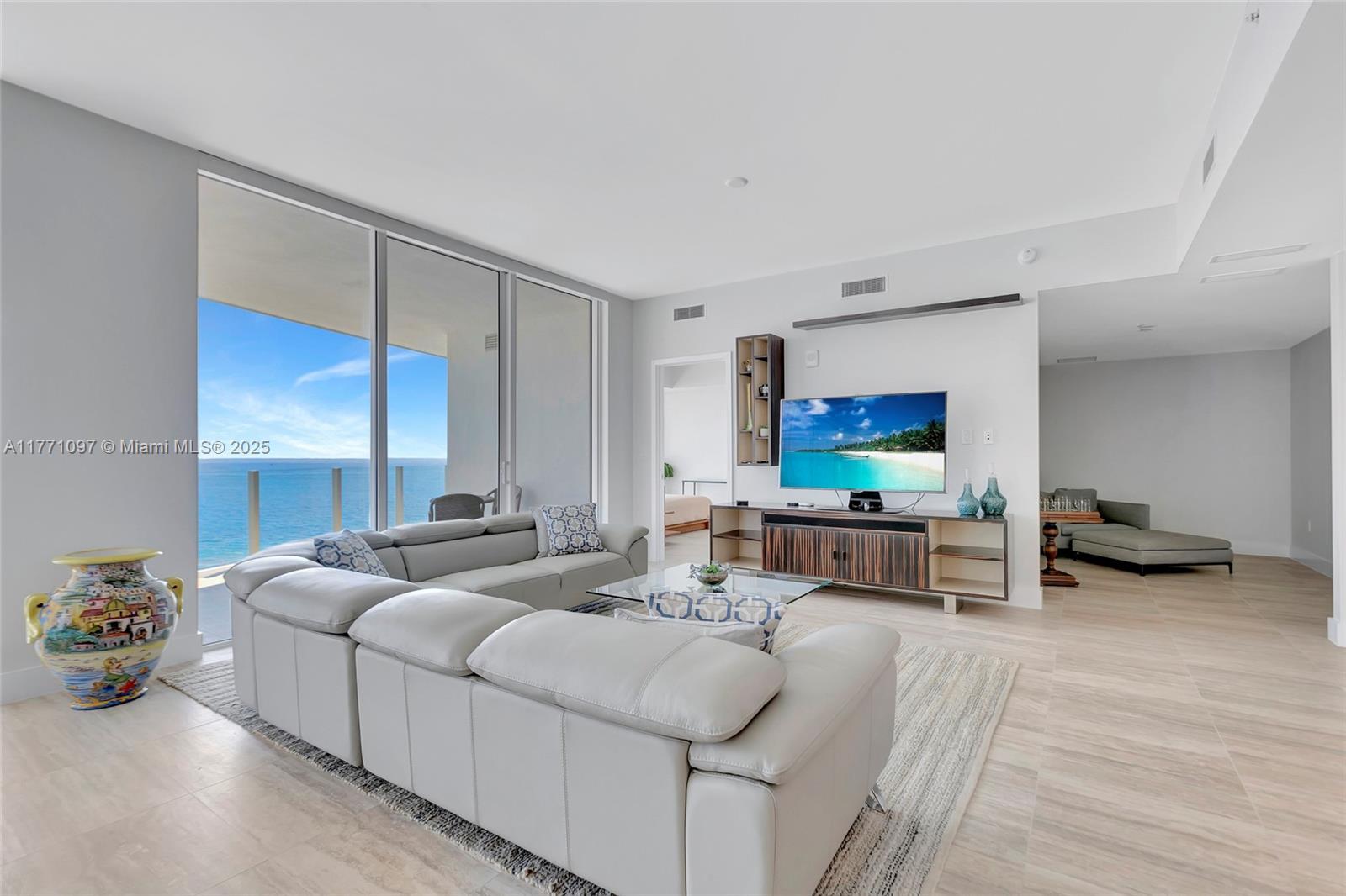 525 N Fort Lauderdale Beach Blvd # 1, Fort Lauderdale FL 33304 photo 5