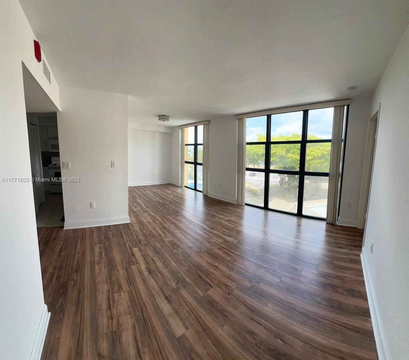 11750 SW 18th St # 1, Miami FL 33175