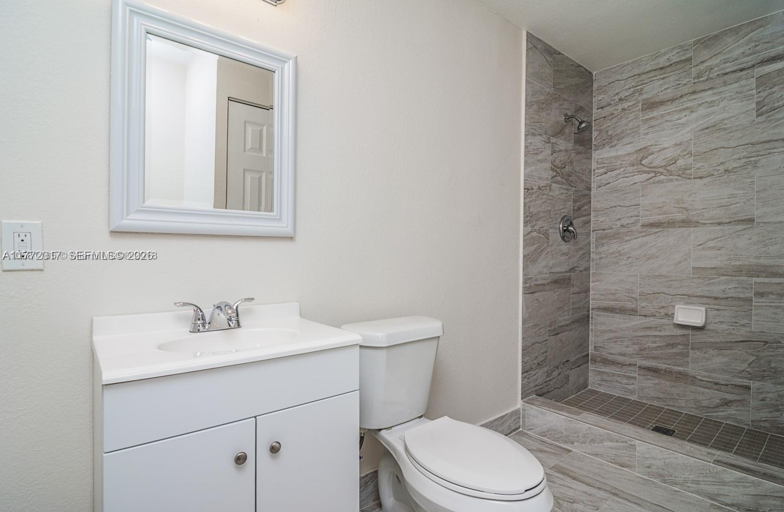 2542 Fillmore St, Hollywood FL 33020 photo 4
