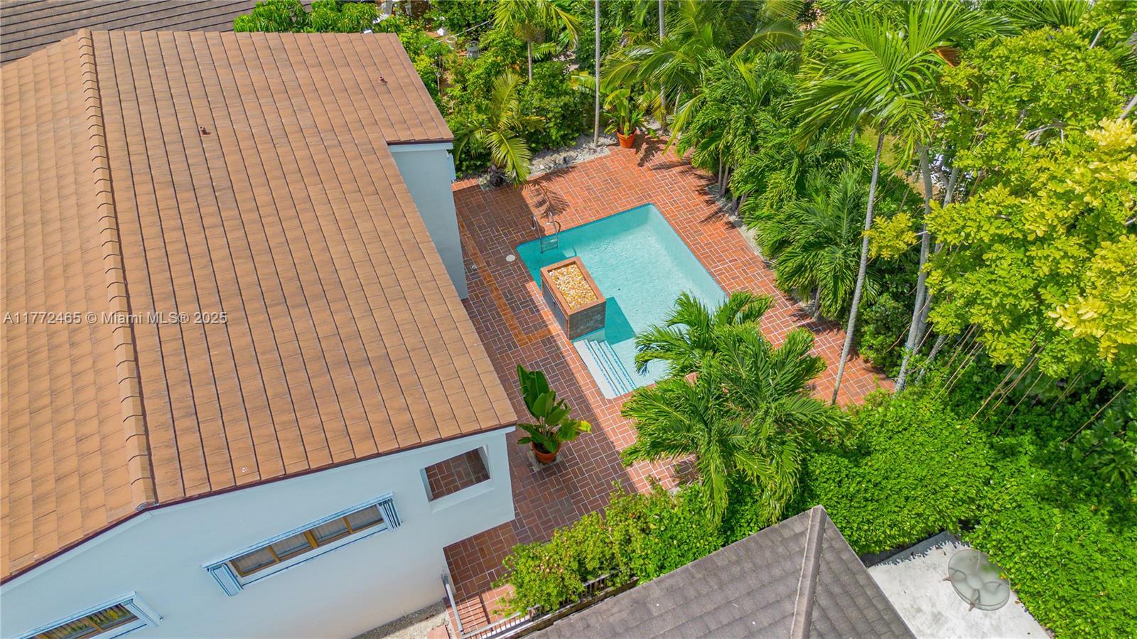 511 Vittorio Ave, Coral Gables FL 33146 photo 3