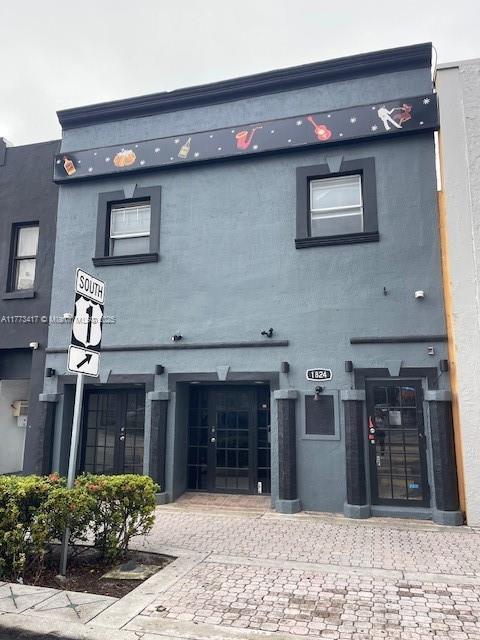 1824 Harrison St, Hollywood FL 33020