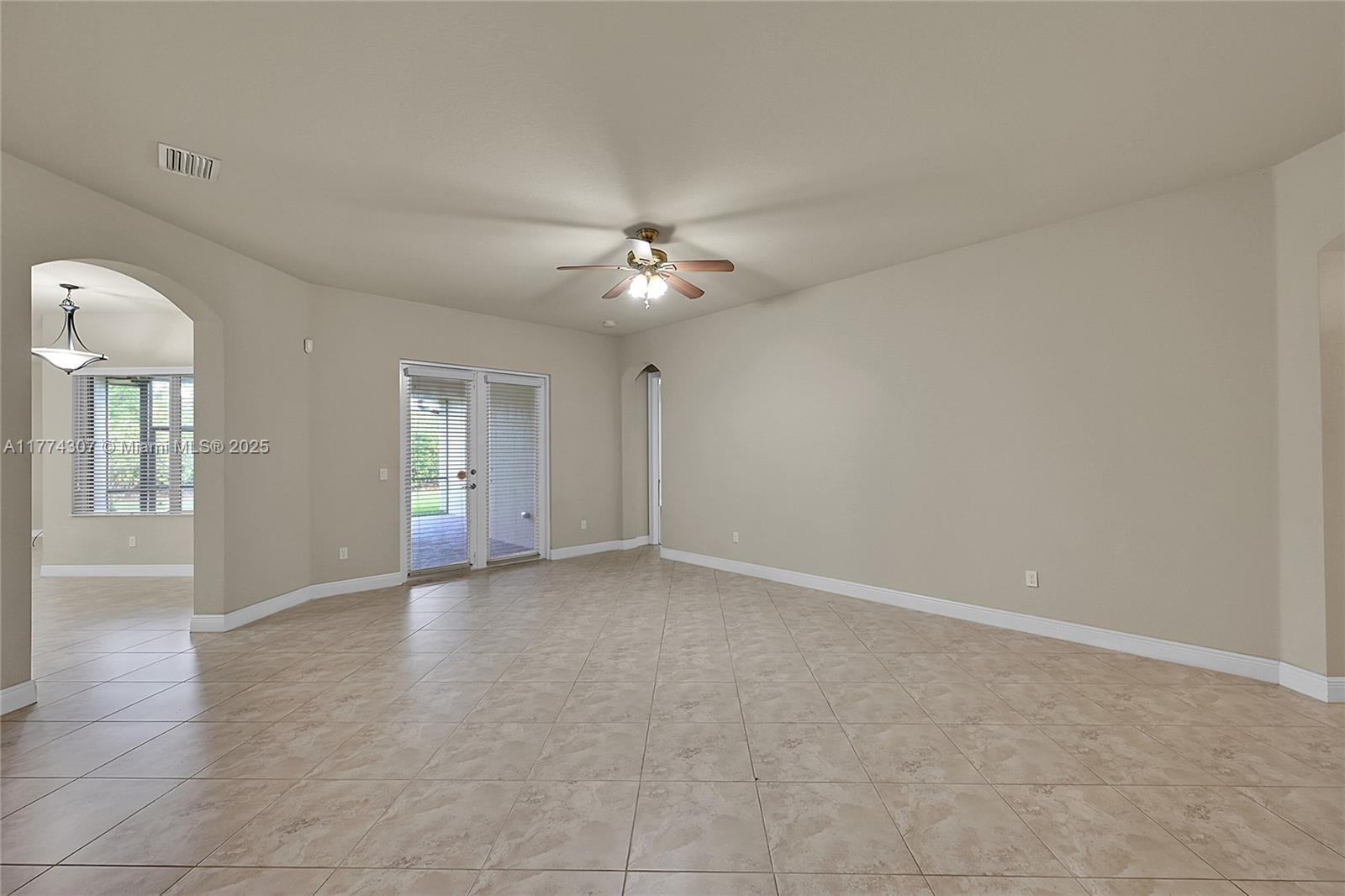 9051 Edgewater Bnd # 9051, Parkland FL 33076 photo 4
