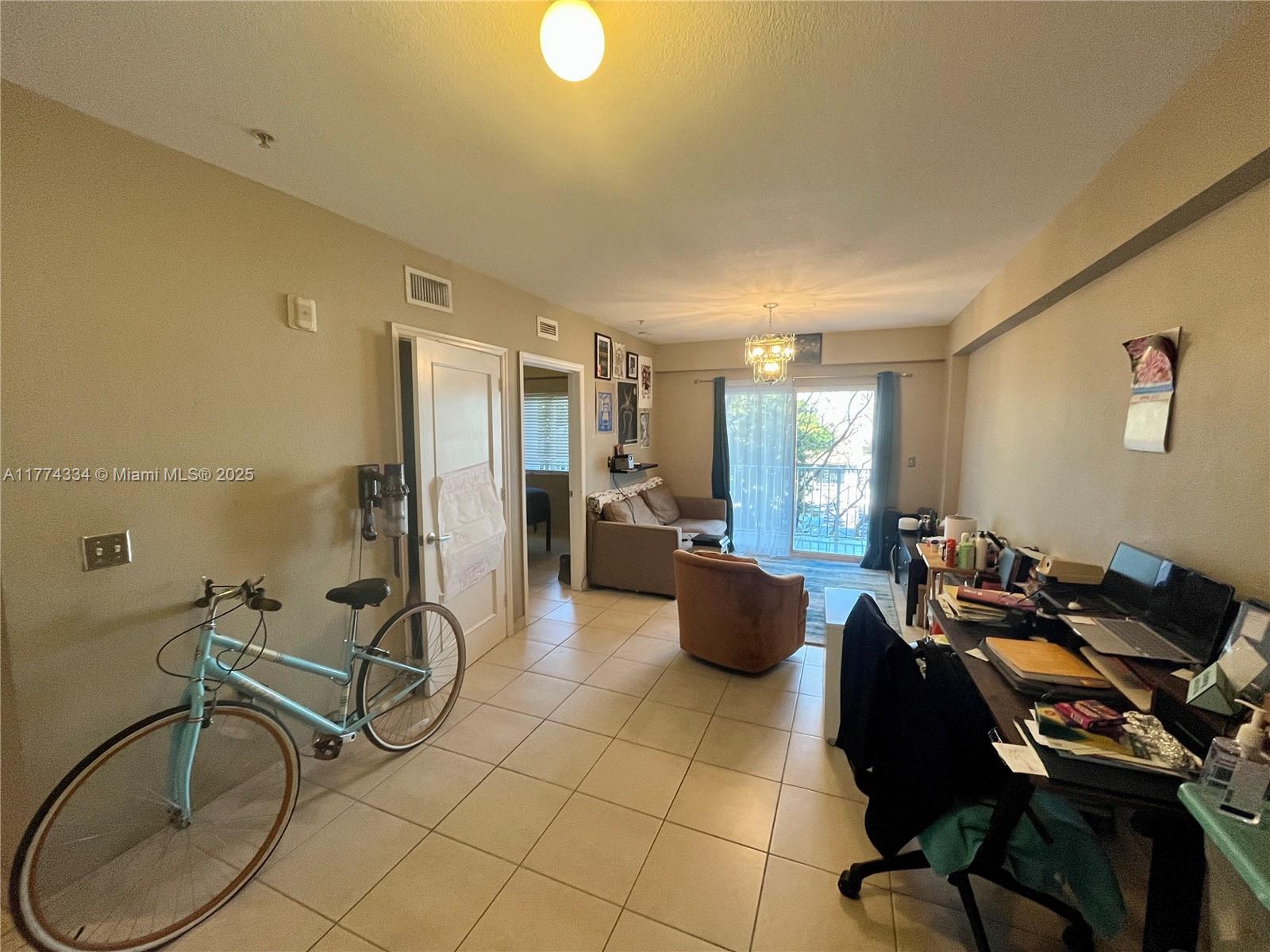 2536 NW 24th St # 3H, Miami FL 33142 photo 4