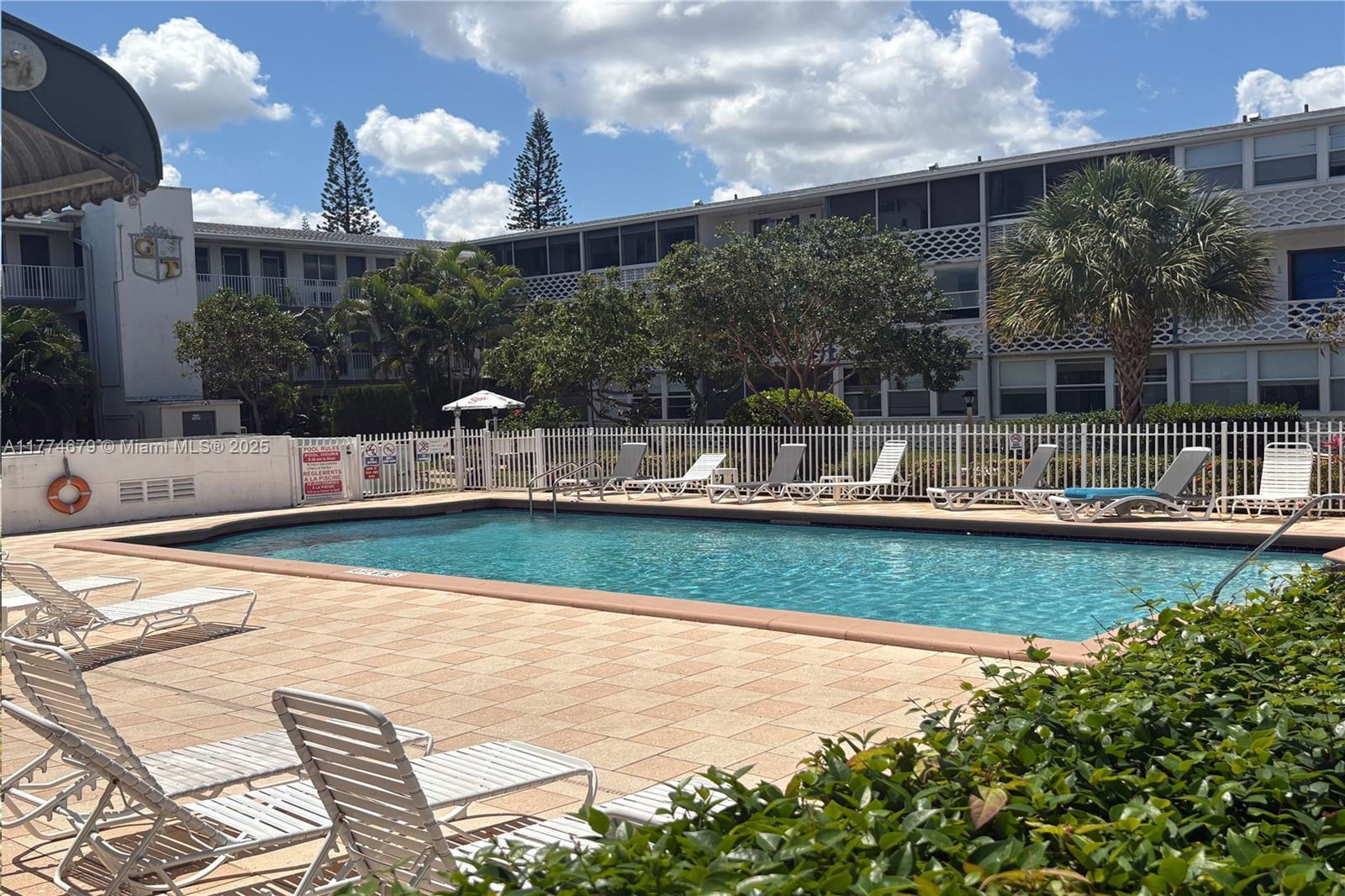 15610 NE 6th Ave # 10B, Miami FL 33162 photo 2