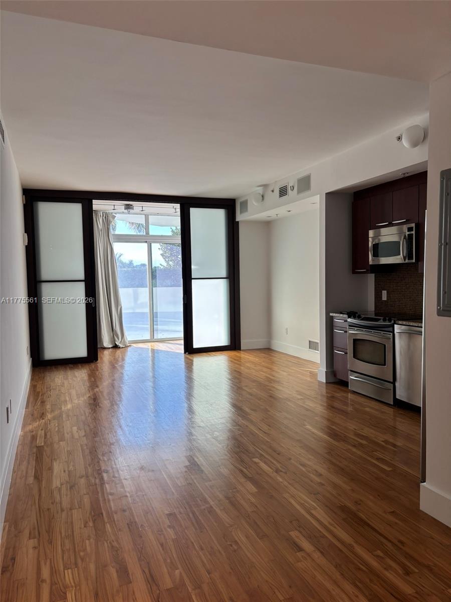 2001 Meridian Ave # 309, Miami Beach FL 33139 photo 5