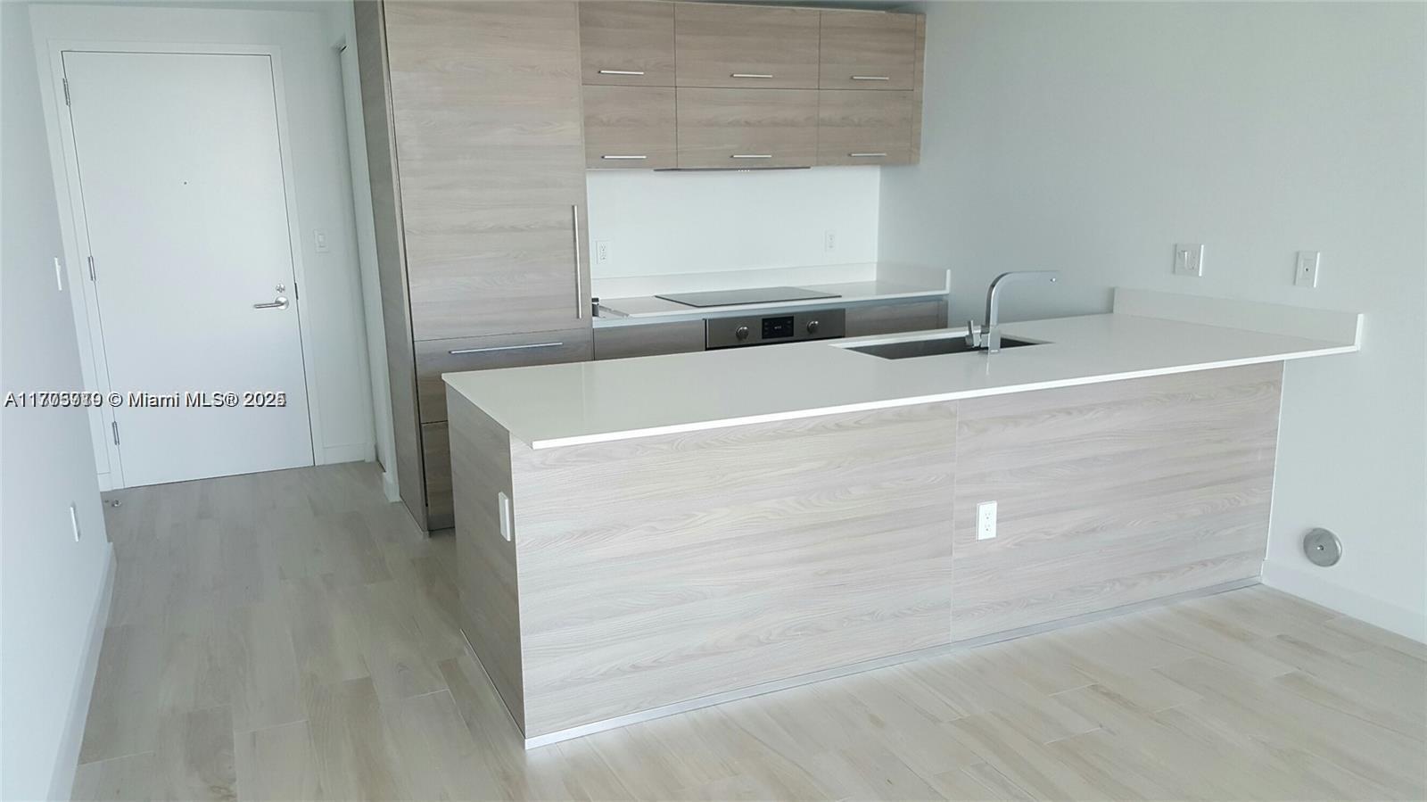 1300 S Miami Ave # 4411, Miami FL 33130 photo 2