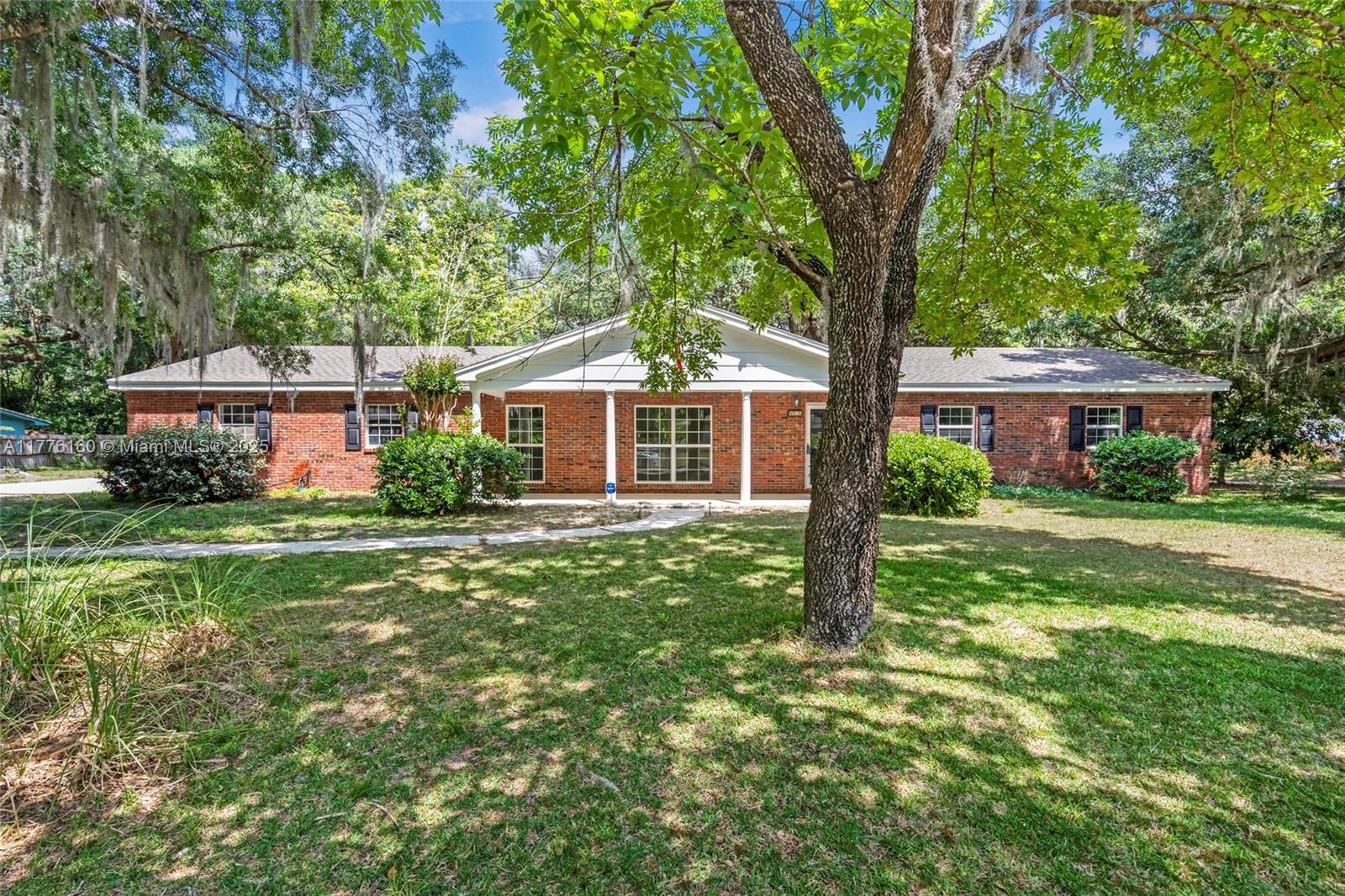4925 SW 19th Street, Gainesville FL 32608