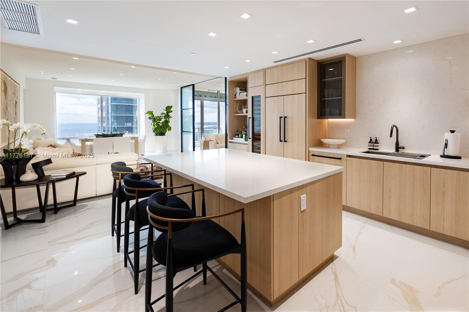 1425 Brickell Ave # 47A, Miami FL 33131 photo 4