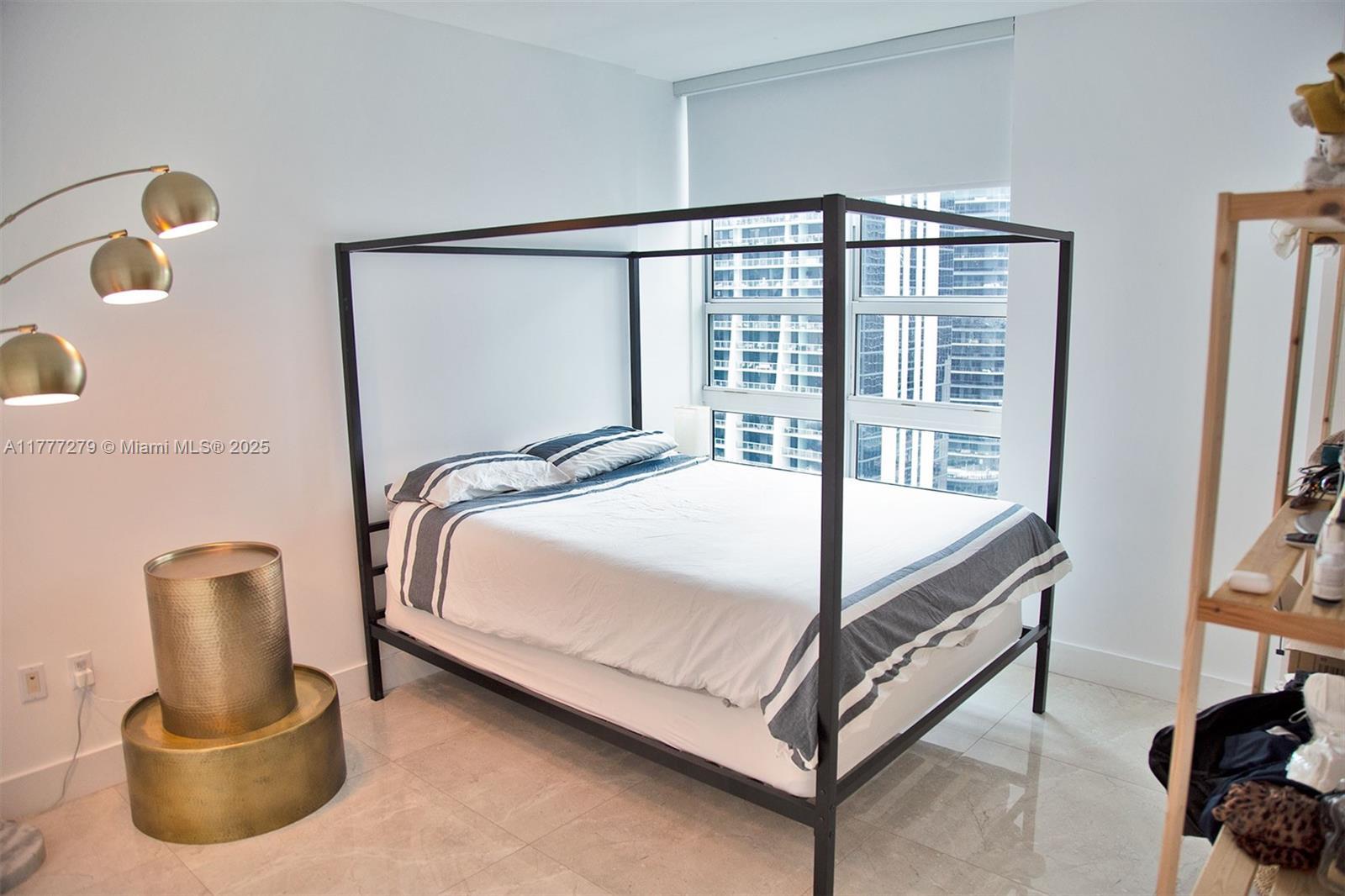 951 Brickell Ave # 3007, Miami FL 33131 photo 2