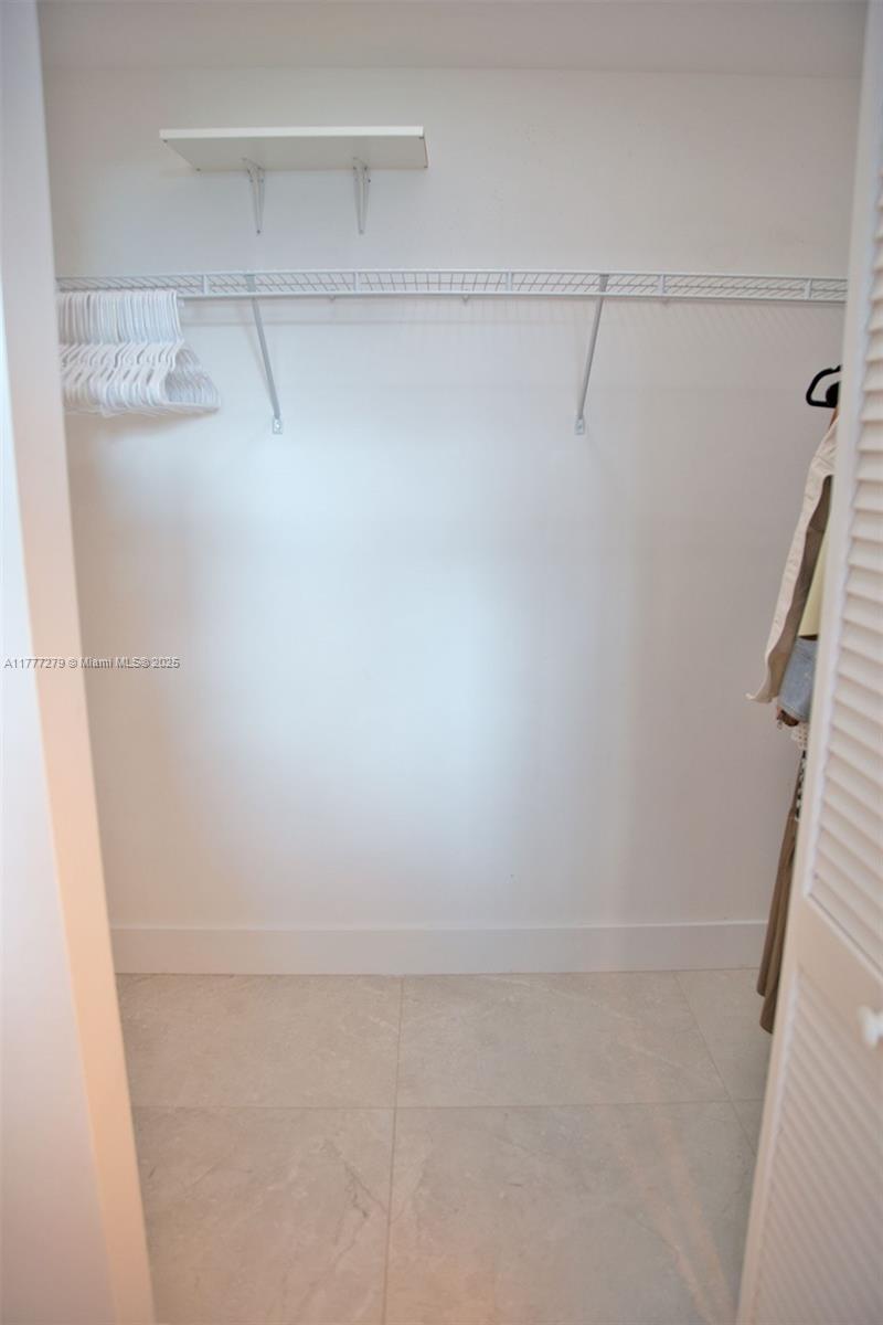 951 Brickell Ave # 3007, Miami FL 33131 photo 4