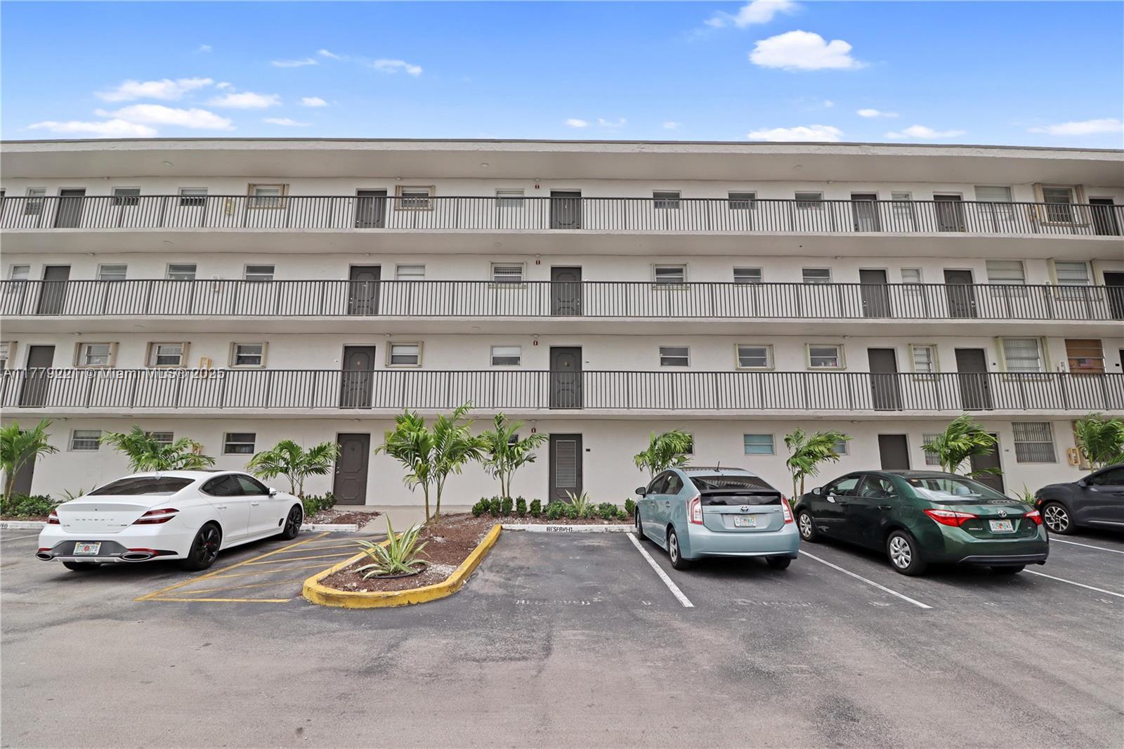 14140 SW 84th St # H, Miami FL 33183
