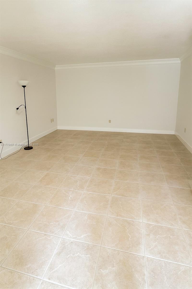 800 NE 199th St # 105D, Miami FL 33179 photo 3