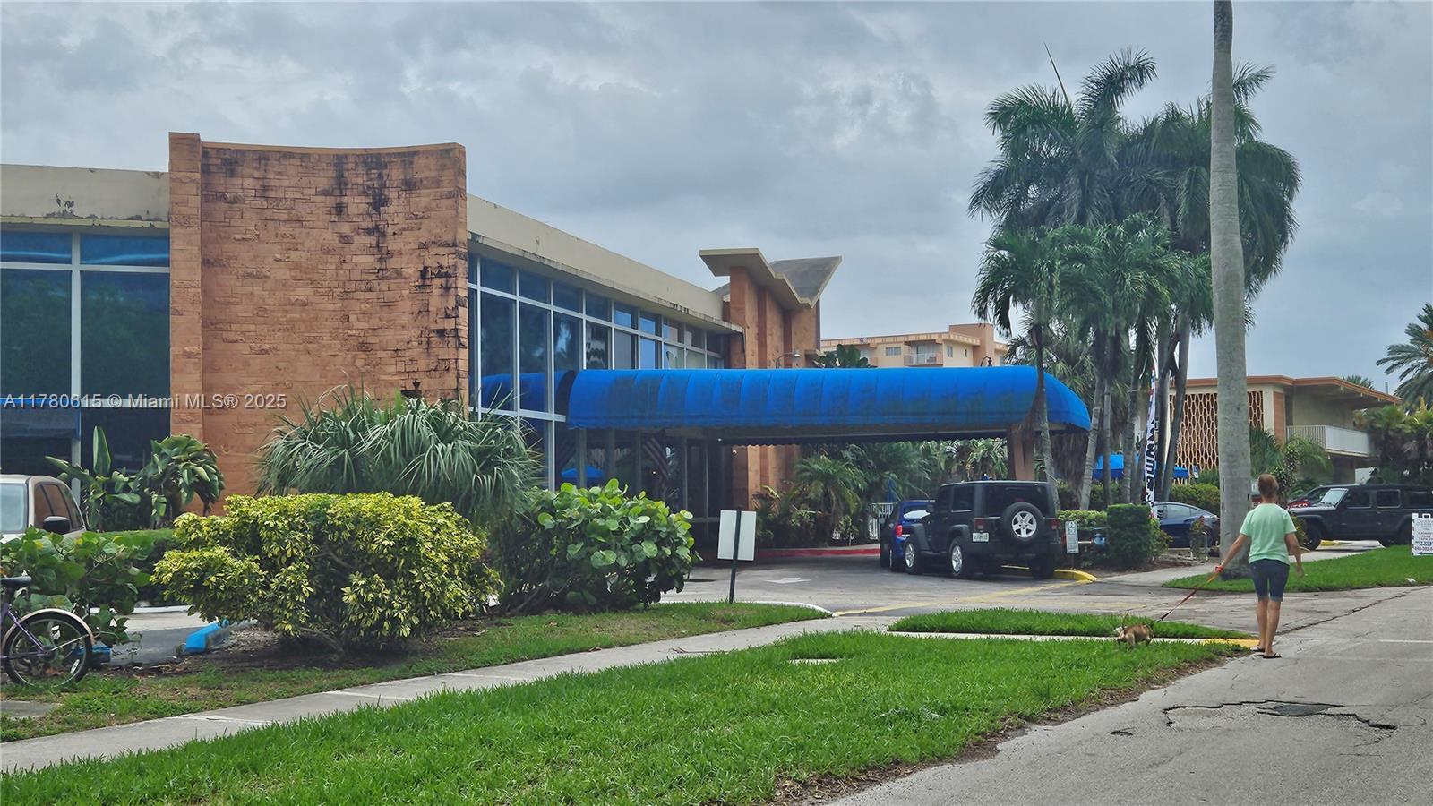 26 Diplomat Pkwy # 2259, Hallandale Beach FL 33009 photo 4