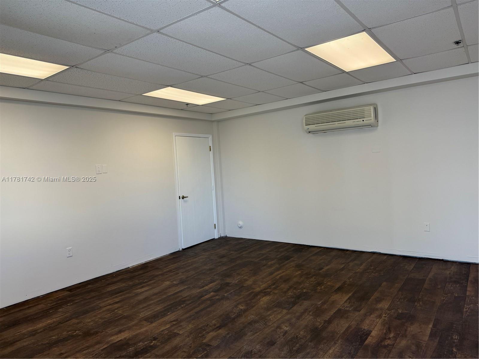 2355 NW 70th Ave # 1, Miami FL 33122 photo 3