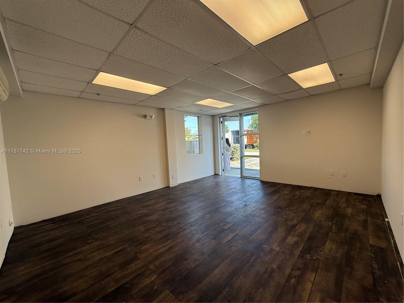 2355 NW 70th Ave # 1, Miami FL 33122 photo 4