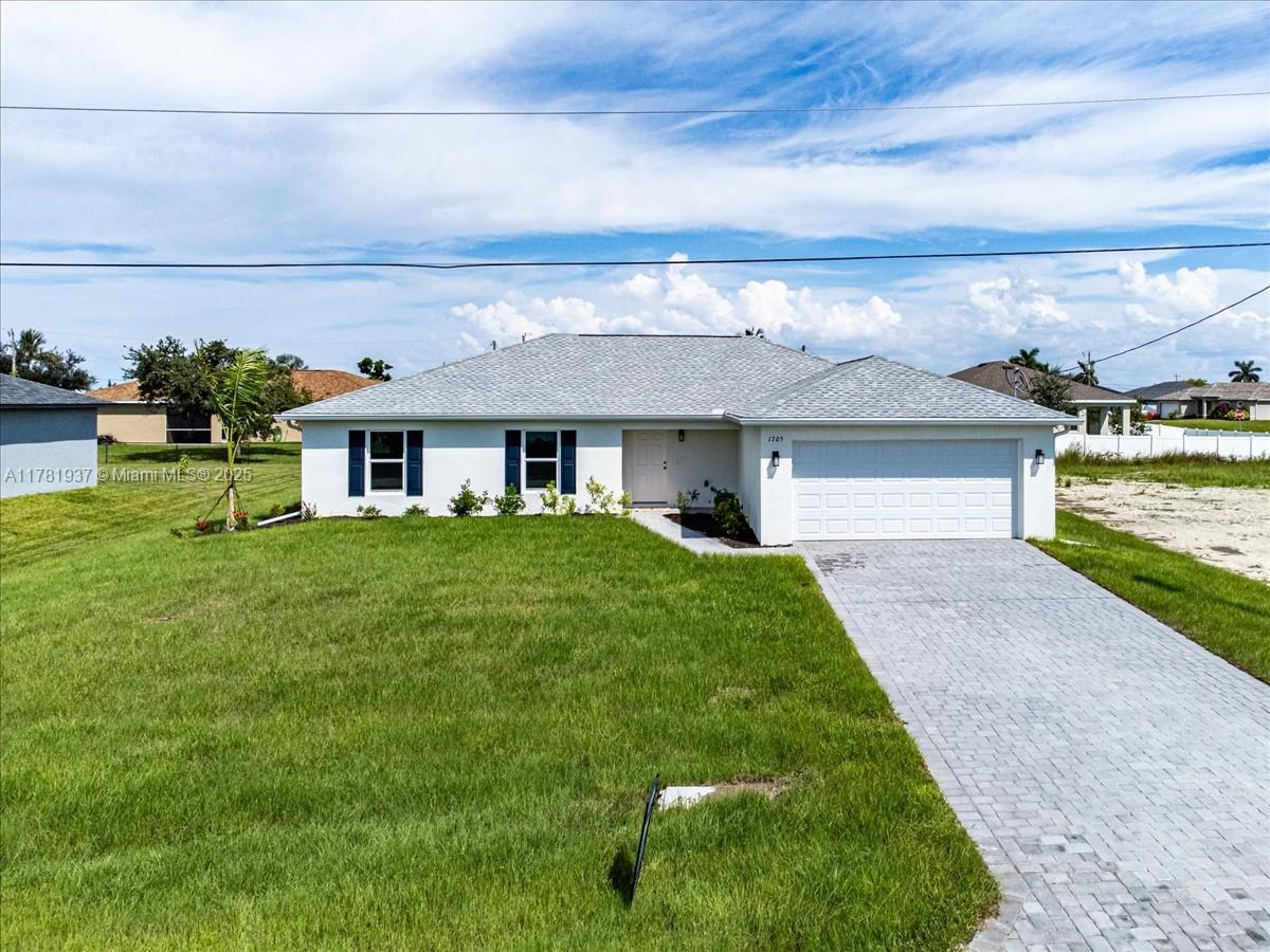 1705 NW 11th PL, Cape Coral FL 33993