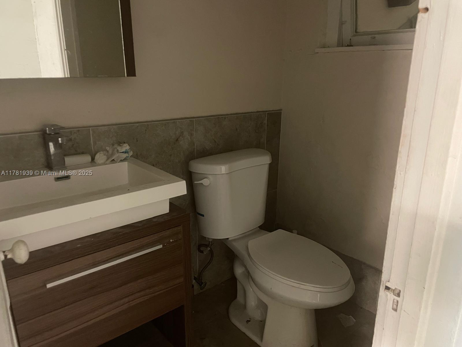 124 N Flagler Ave, Pompano Beach FL 33060 photo 5