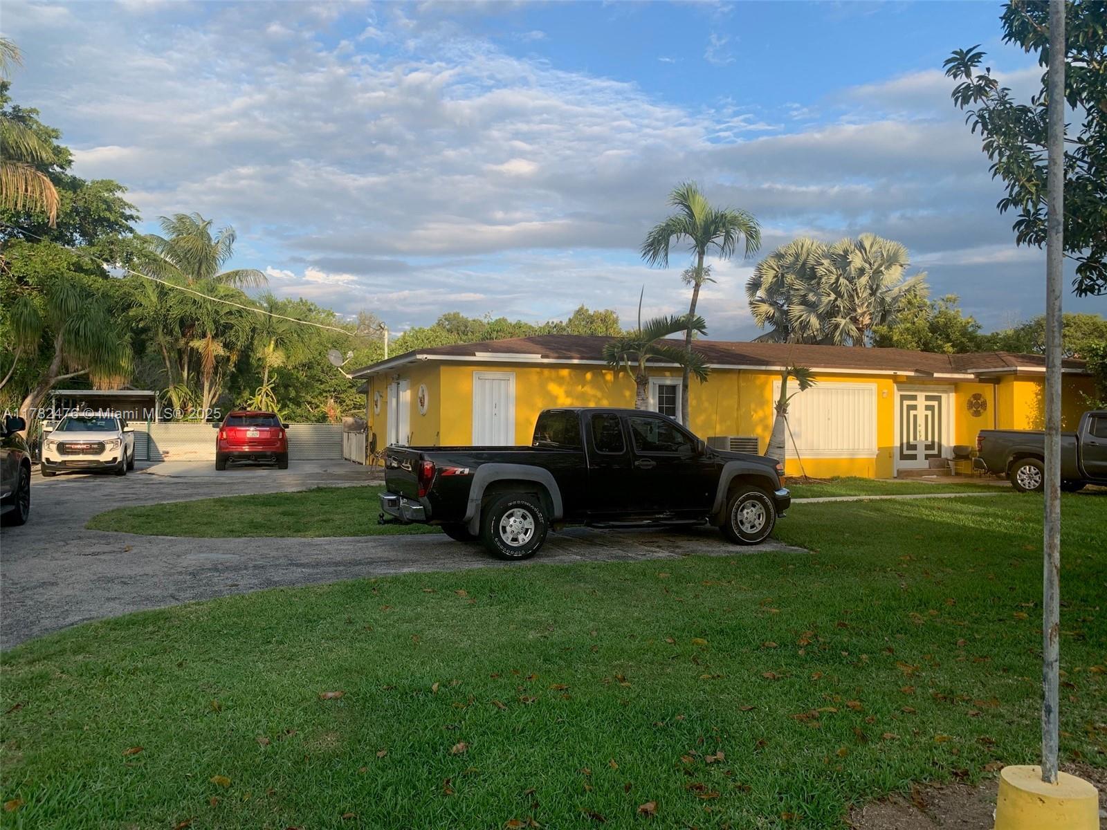 24105 SW 124th Ave, Homestead FL 33032 photo 3