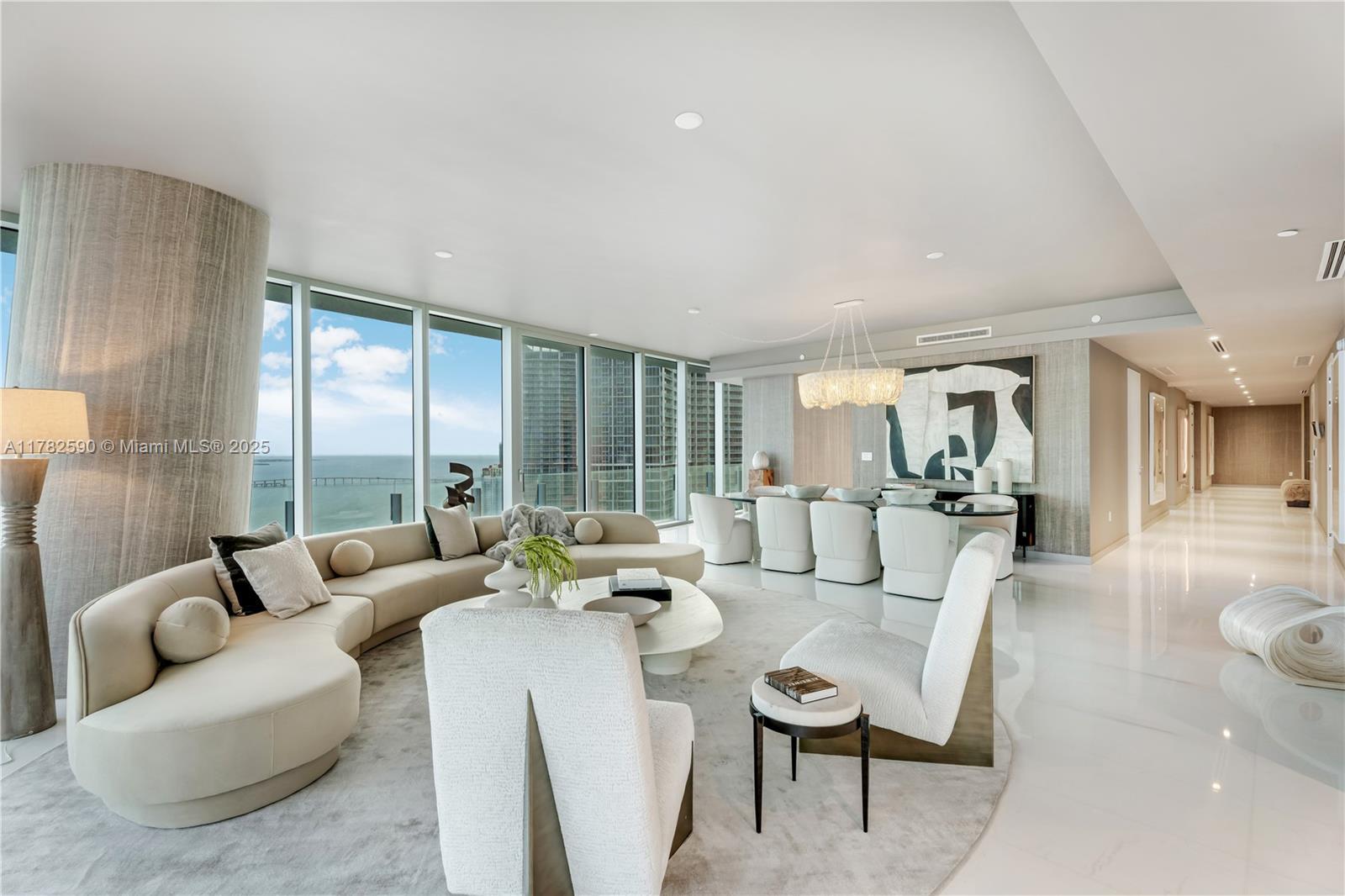 300 Biscayne Blvd Way # 4101, Miami FL 33131 photo 3