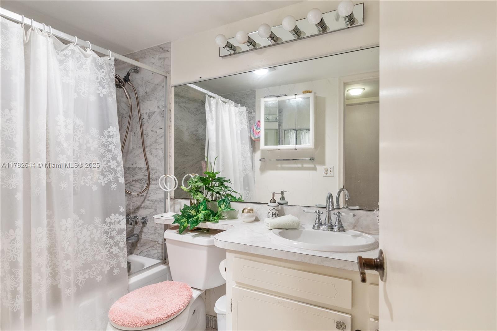 400 S Hollybrook Dr # 302, Pembroke Pines FL 33025 photo 4