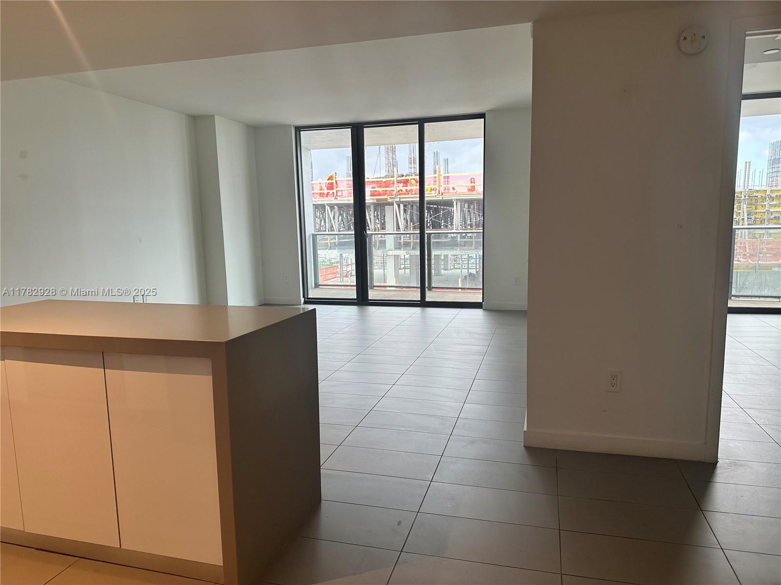 1600 NE 1st Ave # 2017, Miami FL 33132 photo 3