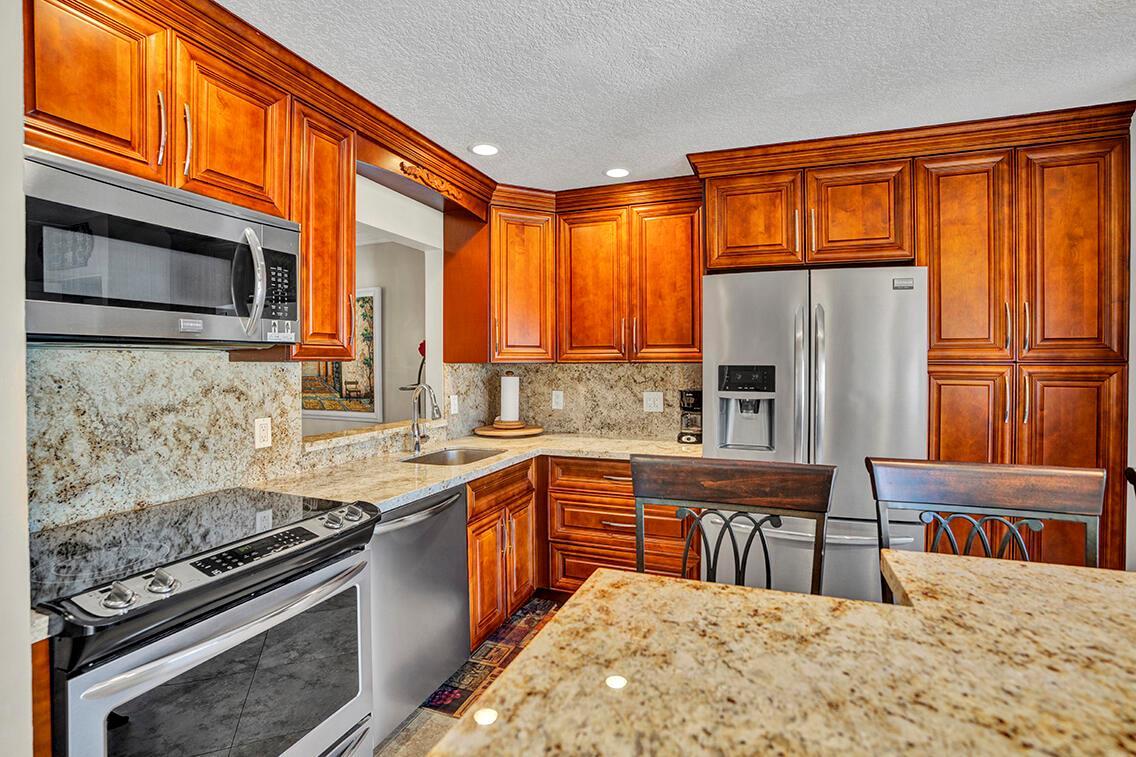 6722 Moonlit Drive, Delray Beach FL 33446