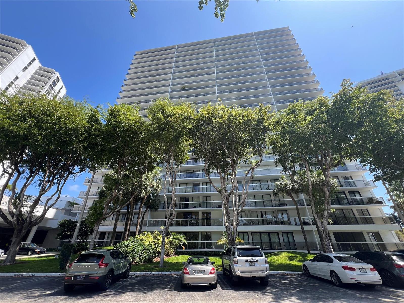 3731 N Country Club Drive # 529, Aventura FL 33180 photo 2