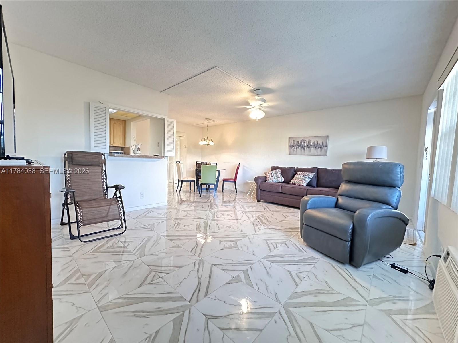 569 N Fanshaw  N # 569, Boca Raton FL 33434 photo 3