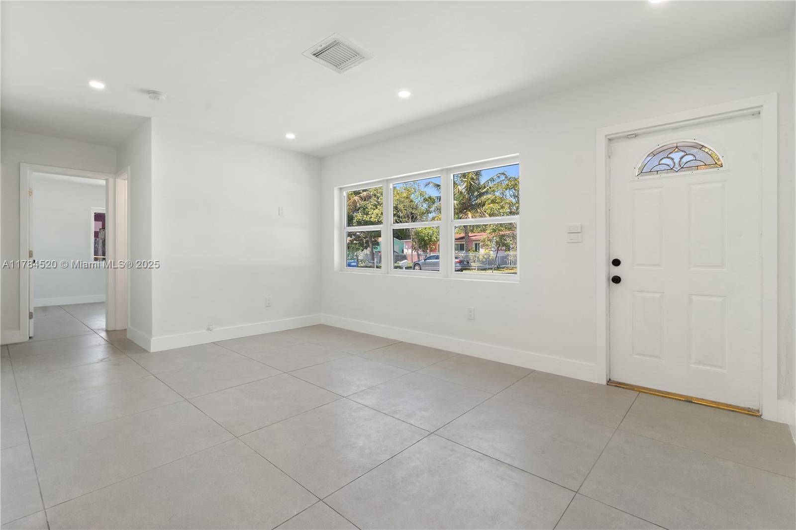 2900 NW 160th St, Miami Gardens FL 33054 photo 5