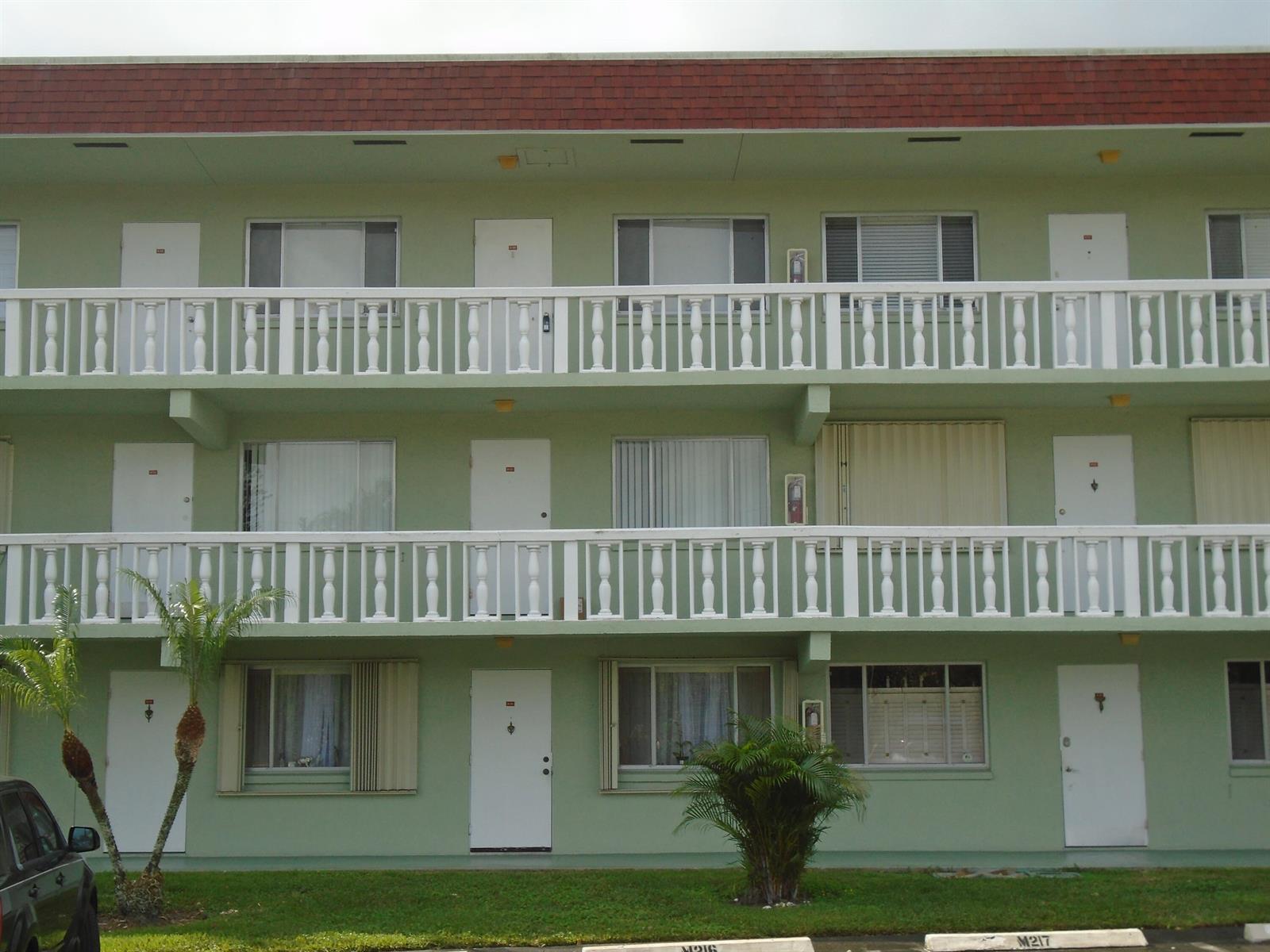 3300 Springdale Boulevard # 316, Palm Springs FL 33461