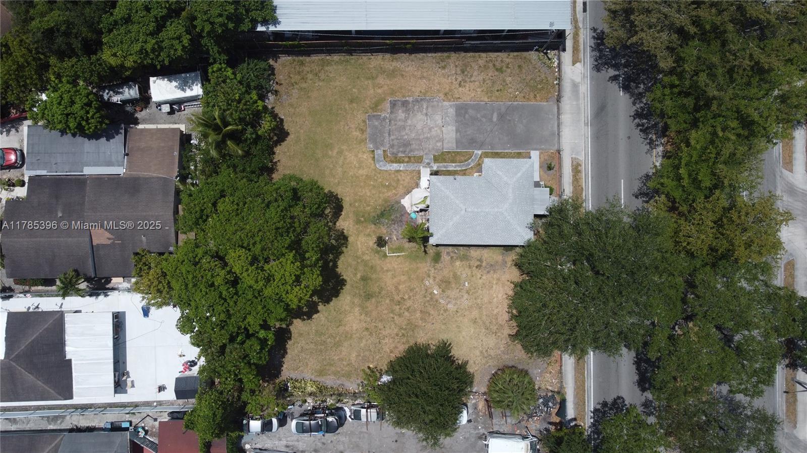 3054 NW 62nd St, Miami FL 33147