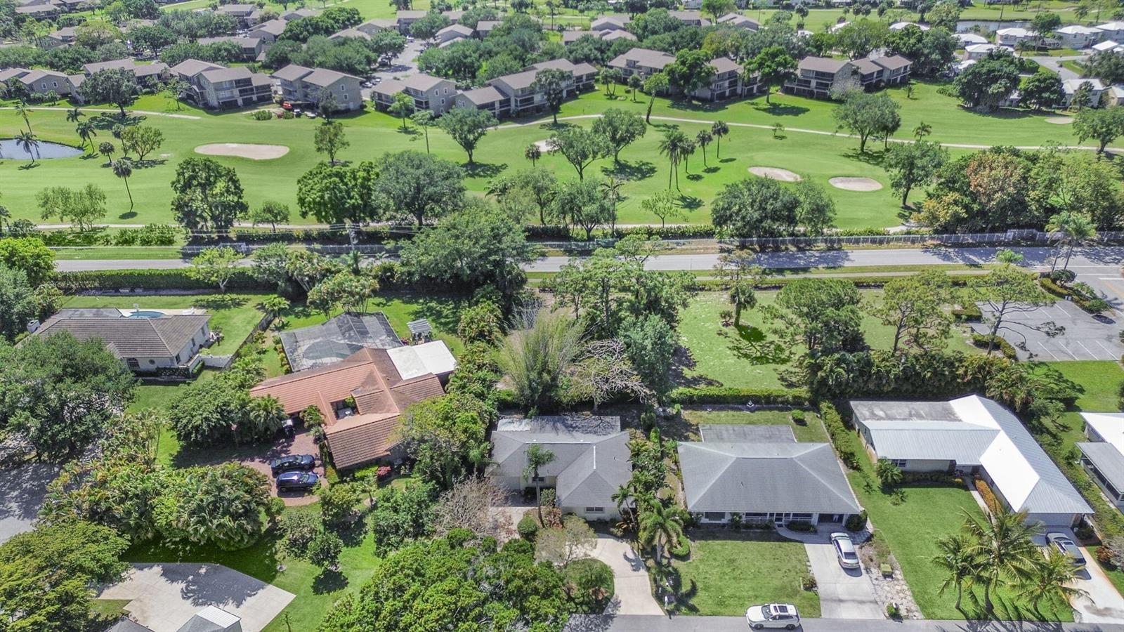 18390 SE Courtview Circle, Jupiter FL 33469 photo 2