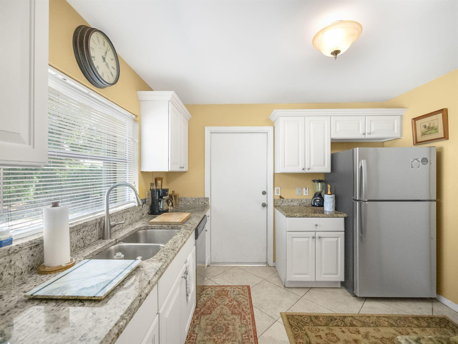 18390 SE Courtview Circle, Jupiter FL 33469 photo 5