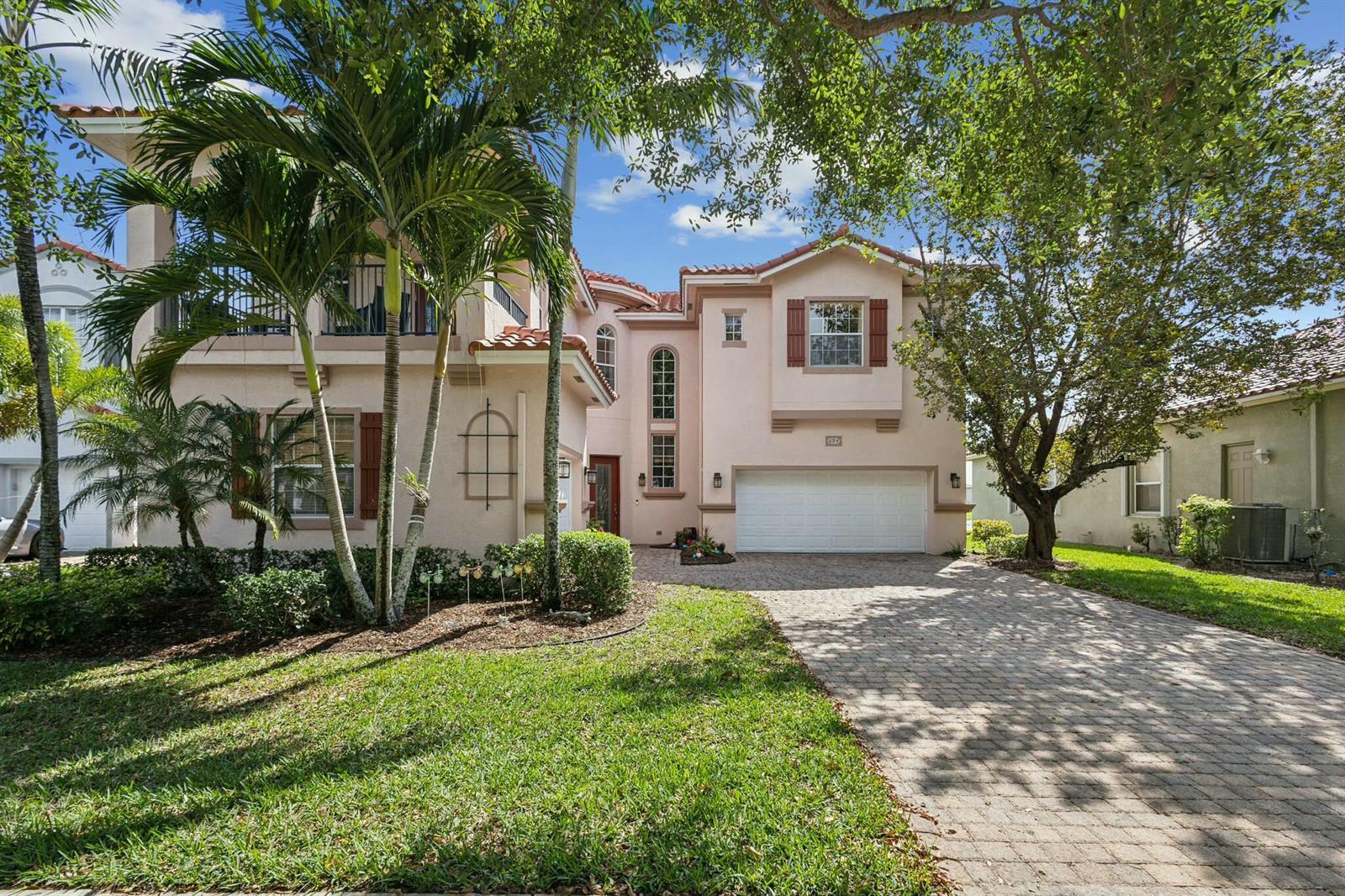 694 Cresta Circle, West Palm Beach FL 33413