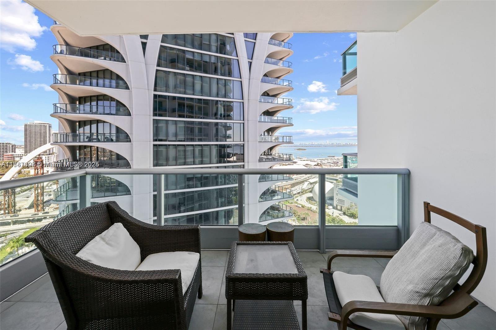 900 Biscayne Blvd # 2410, Miami FL 33132 photo 2