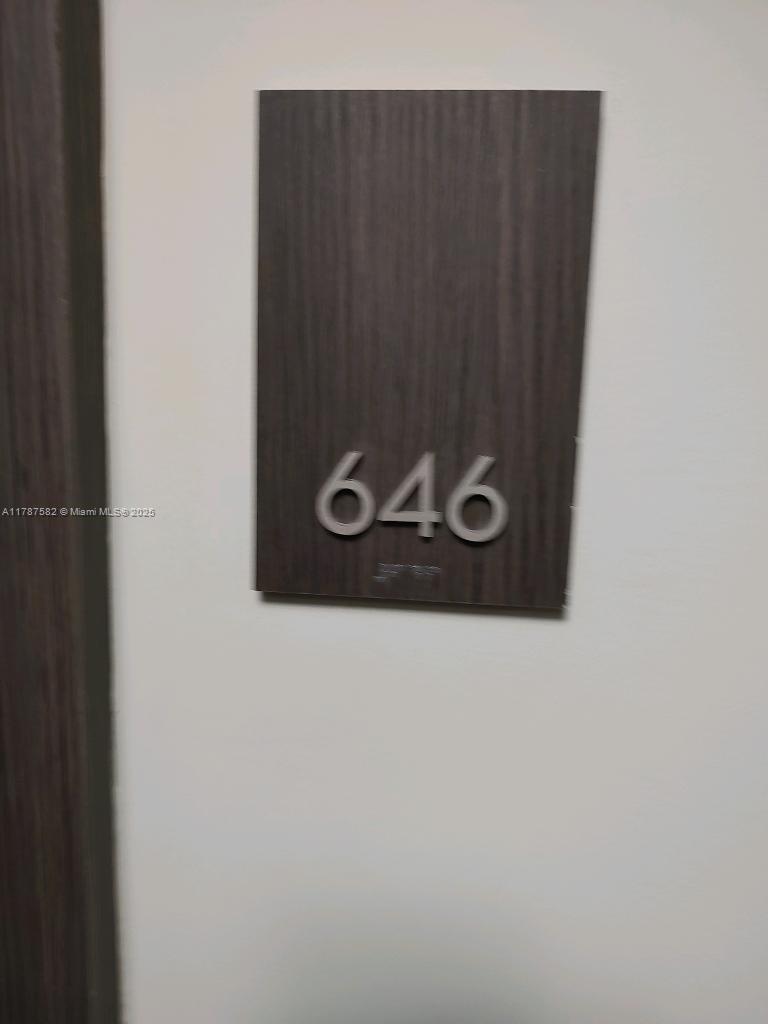 20515 E Country Club Dr # 646, Aventura FL 33180 photo 2