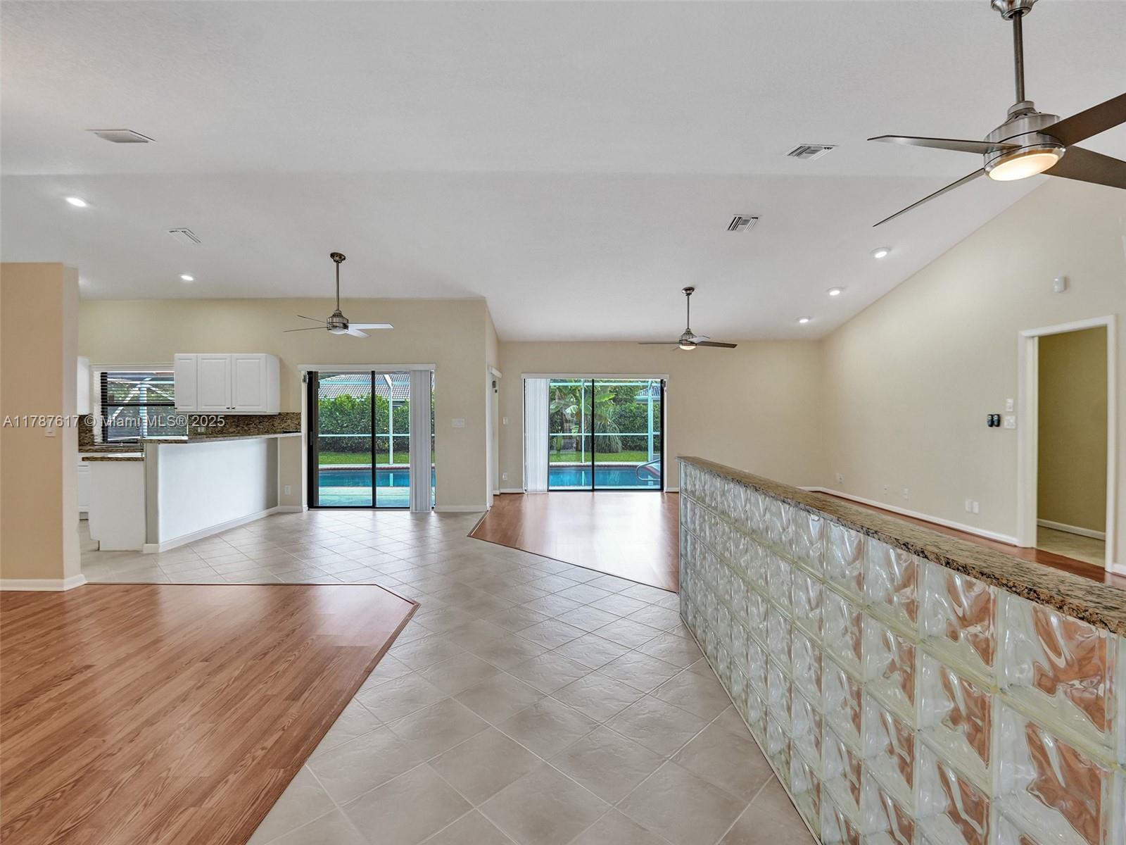 9005 NW 49th Ct, Coral Springs FL 33067 photo 5