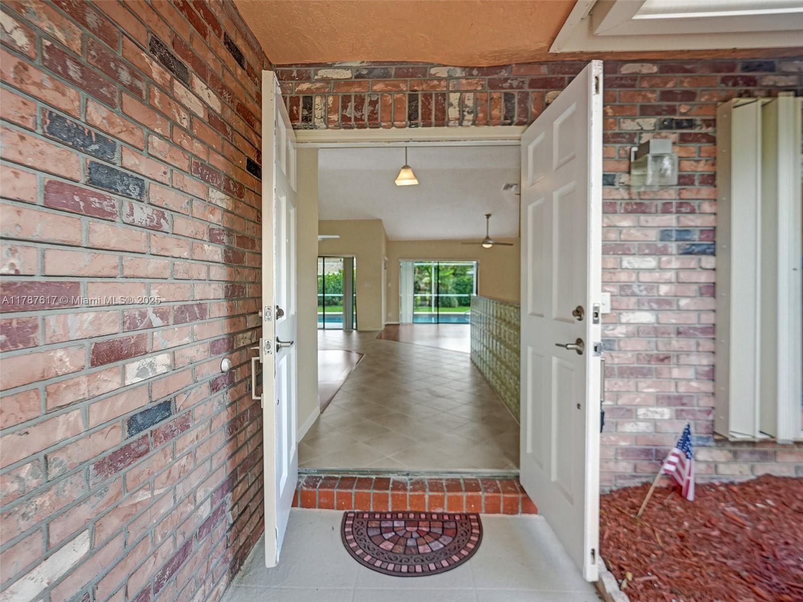 9005 NW 49th Ct, Coral Springs FL 33067 photo 4