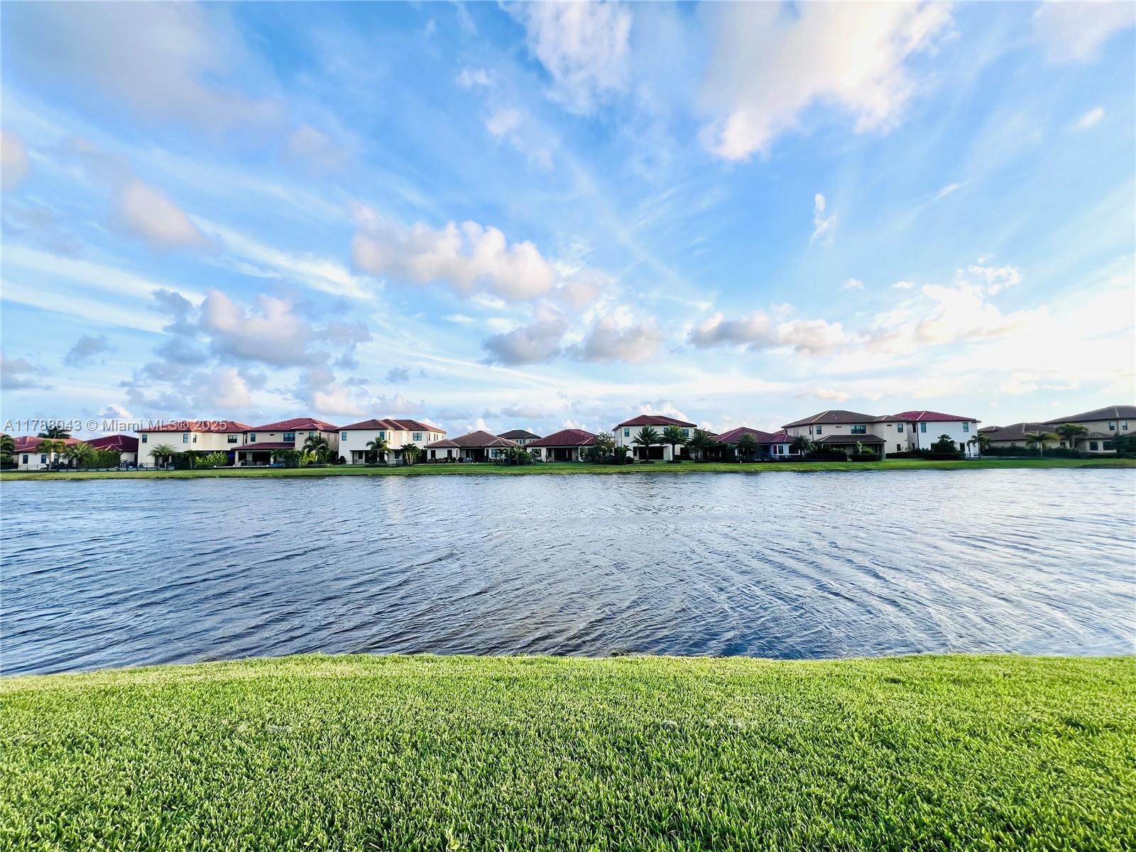 12070 N Baypoint Cir # 12070, Parkland FL 33076 photo 2